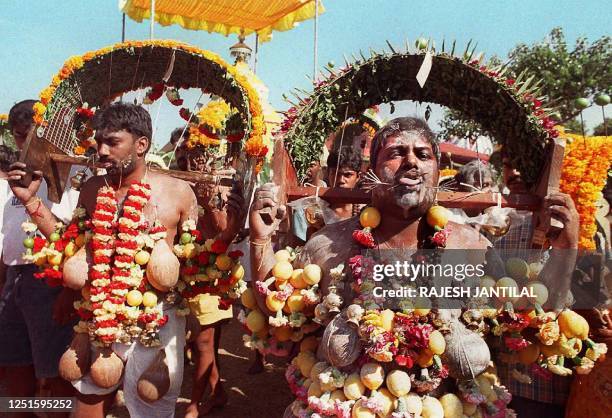 Kavady Patterns 104 Kavady Stock Photos, High-Res Pictures, and Images - Getty Images