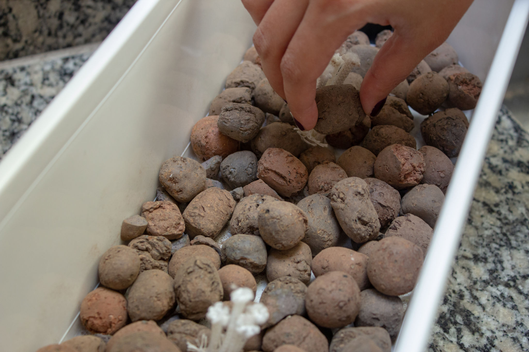 clay pot handling