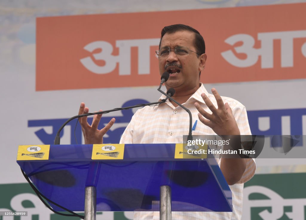 Chief Minister of Delhi, Arvind Kejriwal along with party leaders ...