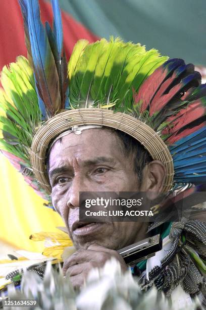 Indigenous people are protesting the kidnapping presidential candidate Kimi Pernia in Cota, Cundinamarca. Un indigena "taita" o curandero del...