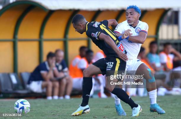 Luiz Enrique of Volta Redonda FC competes for the ball with Jacare of EC Bahia ,during the Third Round First Leg - Copa do Brasil match between Volta...