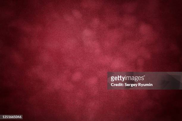 burgundy velvet with lighting - maroon fotografías e imágenes de stock