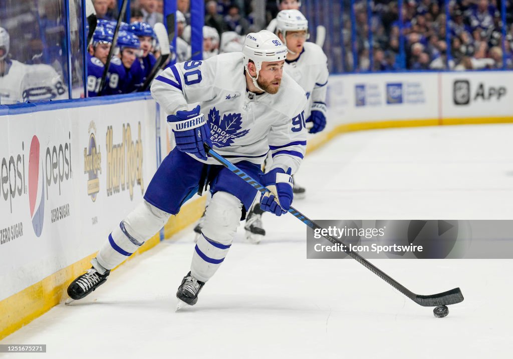 NHL: APR 11 Maple Leafs at Lightning