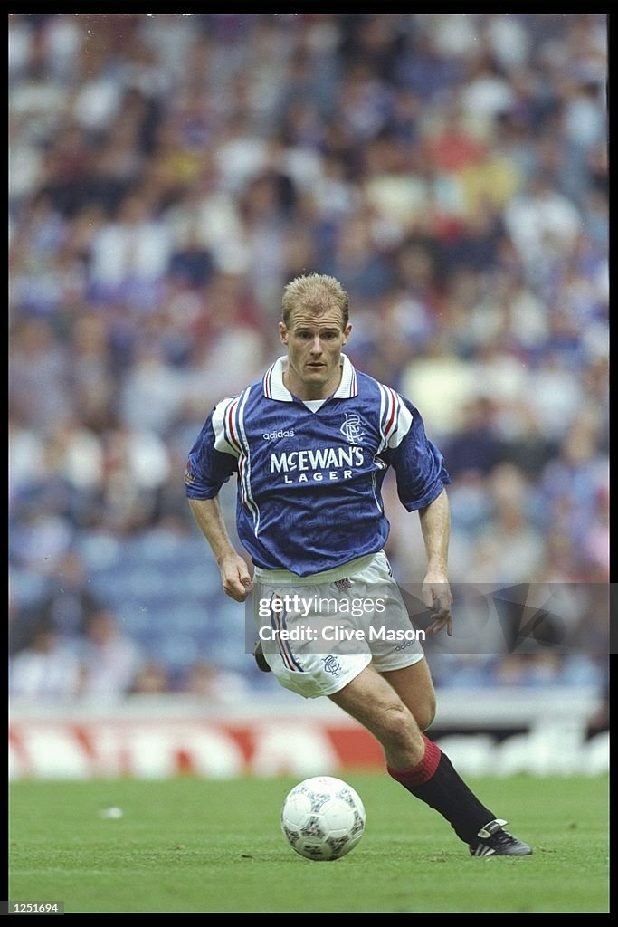 Gordon Durie of Rangers in action