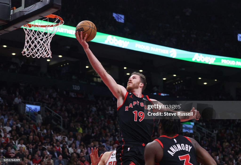 Toronto Raptors Centre TORONTO, ON- APRIL 12 - Toronto Raptors center Jakob Poeltl lays in a ...