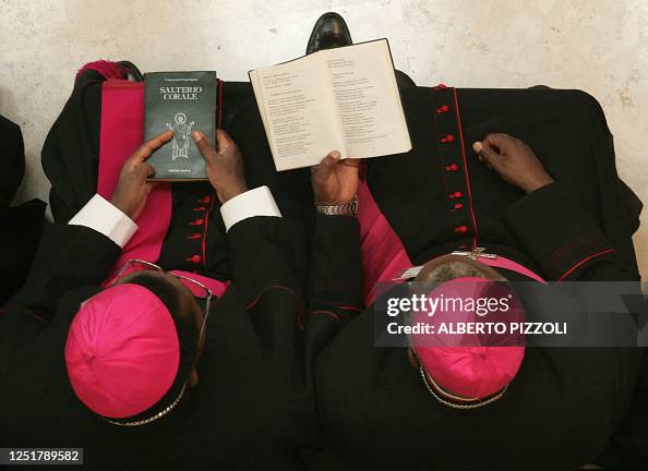 ITALY-POPE-BISHOPS-PRAYER