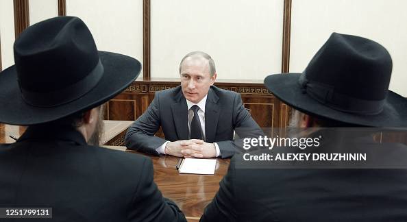 Putin With Rabbis Russian Prime Minister Vladimir Putin meets with Russia's chief Rabbi ...