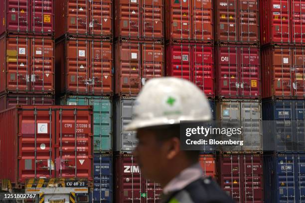 Container Tanjung Tanjung Priok Port Photos and Premium High Res Pictures - Getty Images