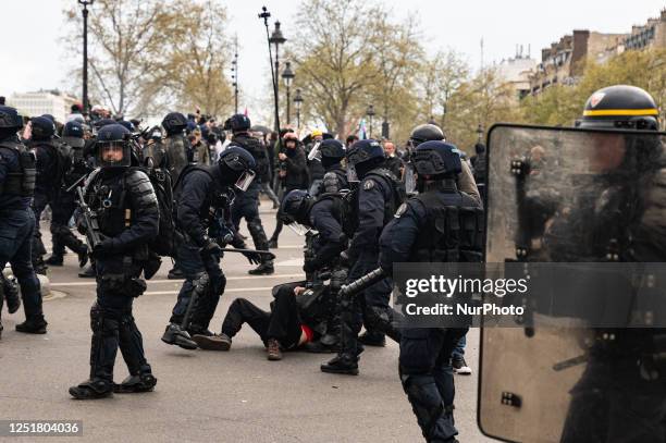 Smiling Riot Police 3,072 Crs (Riot Police) Stock Photos, High-Res Pictures, and Images ...