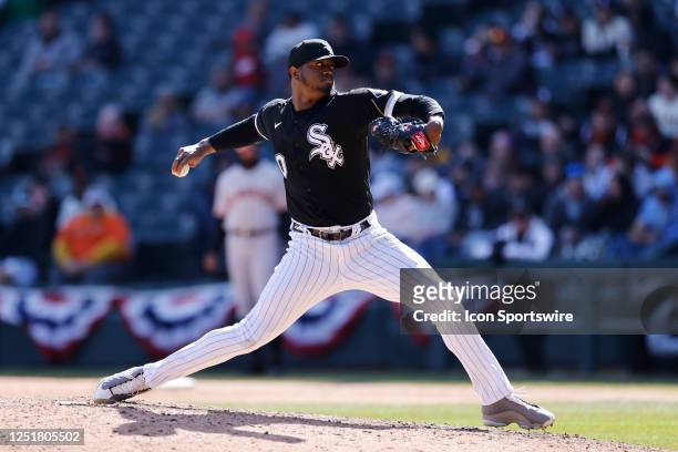 Chicago White Sox relief pitcher Gregory Santos delivers a pitch during an MLB game against the San Francisco Giants on April 06, 2023 at Guaranteed...