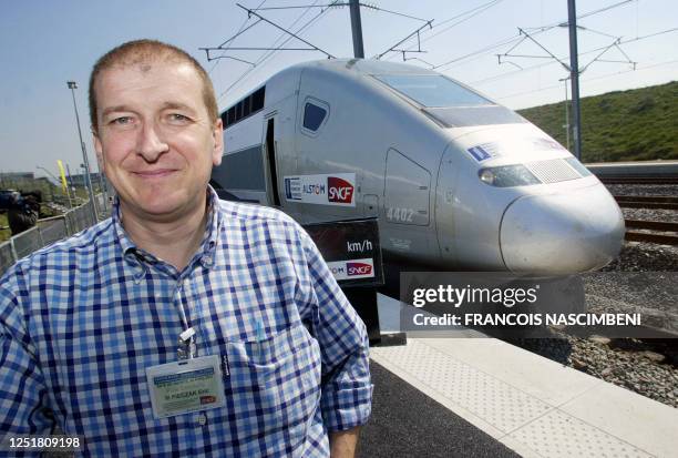 Eric Pieczac, France's V150 TGV fast train's driver poses 02 April 2007 on the plateform at the "Reims Bezannes" station, on the eve of an attempt to...