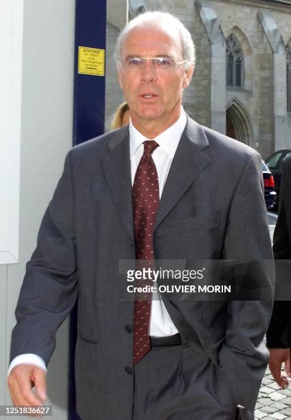 German head of the bid to host the Fifa soccer World Cup 2006, Franz Beckenbauer, arrives to give apress conference 05 July 2000 in Zurich. The...