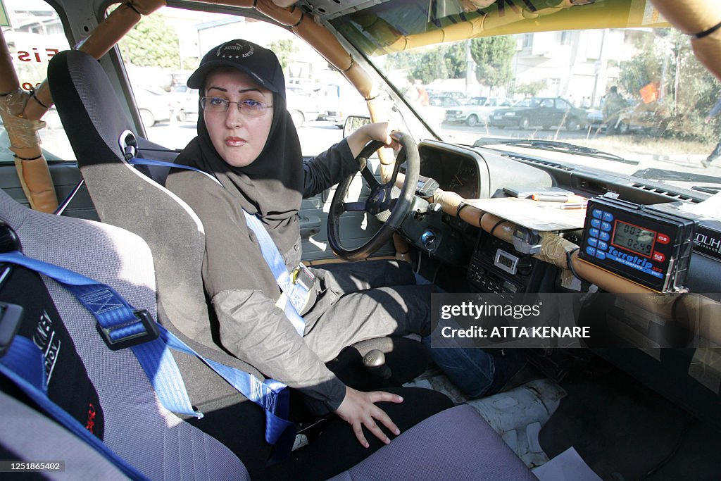Drivereasy Iran Iranian driver Mahjabin Mohammadi takes part in the women's rally in ...