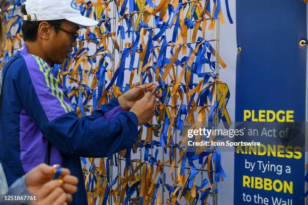 Pledge Ribbon 1,244 Act Of Kindness Stock Photos, High-Res Pictures, and Images ...