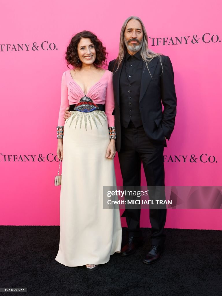 Lisa Edelsttein US actress Lisa Edelstein and her husband Robert Russell arrive for ...