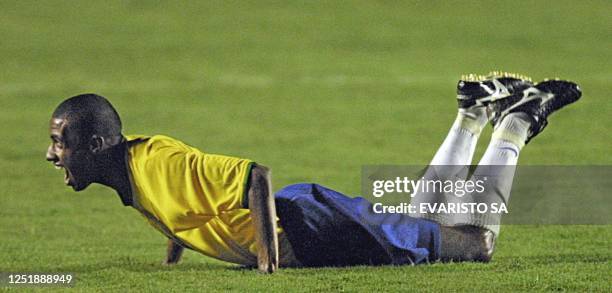 Cleberson celebrates a goal in Goiania, Brazil 31 January 2002. Cleberson festeja el cuarto gol de la seleccion de Brasil contra Bolivia, en el...
