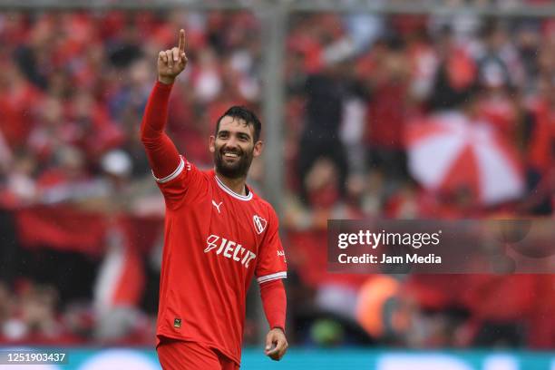 Martin Cauteruccio of Independiente celebrates after scoring the team's first goal during a Liga Profesional 2023 match between Independiente and...