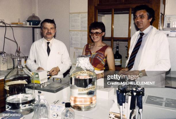 441 Medicine Luc Montagnier Stock Photos, High-Res Pictures, and Images