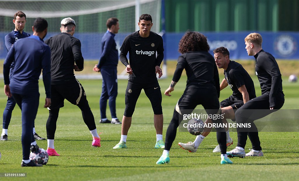 FBL-EUR-C1-CHELSEA-TRAINING