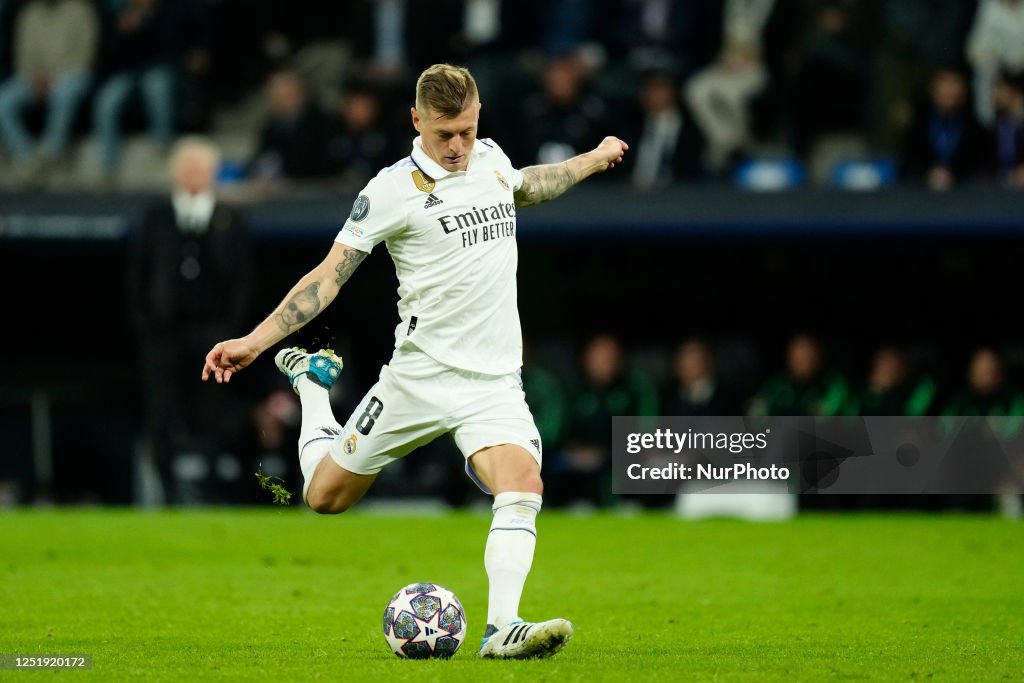 Kroos signs on for one more year at Real Madrid