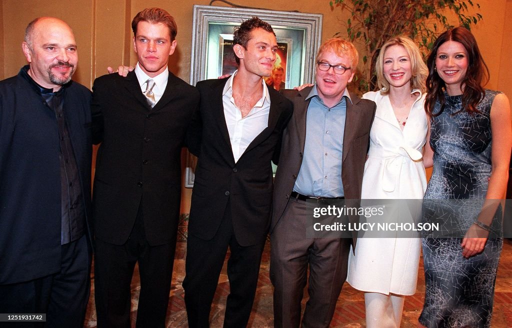 The cast of "The Talented Mr. Ripley" pose at the film's premiere