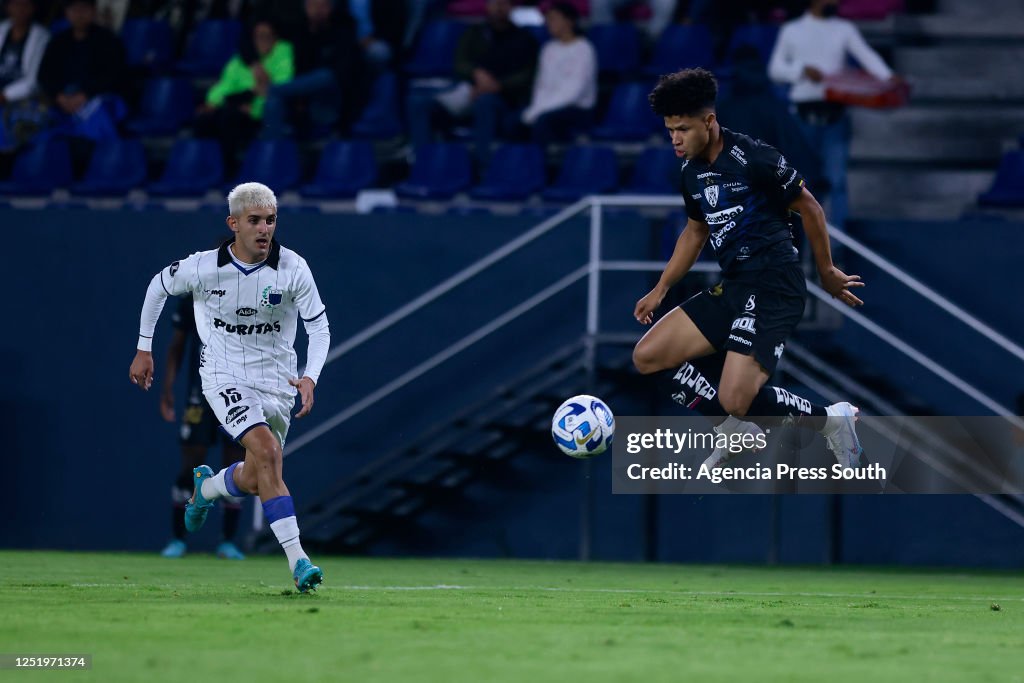 Patrik Mercado of Independiente del Valle controls the ball during a ...