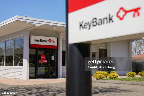 Keybanc Boston Keybank Photos and Premium High Res Pictures - Getty Images