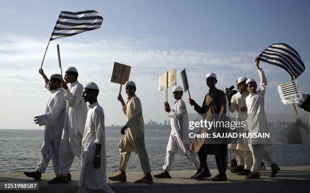 9,725 Religious Violence And India Stock Photos, High-Res Pictures, and ...