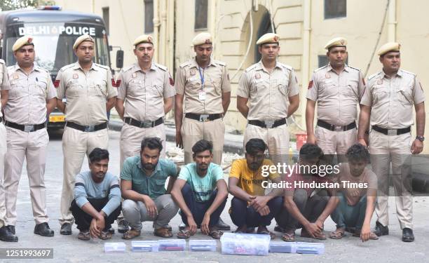 Delhi Cyber Crime Police North District bust cyber call center syndicate operating from Jamtara with the arrest of six crooks, more than 20,000 sim...