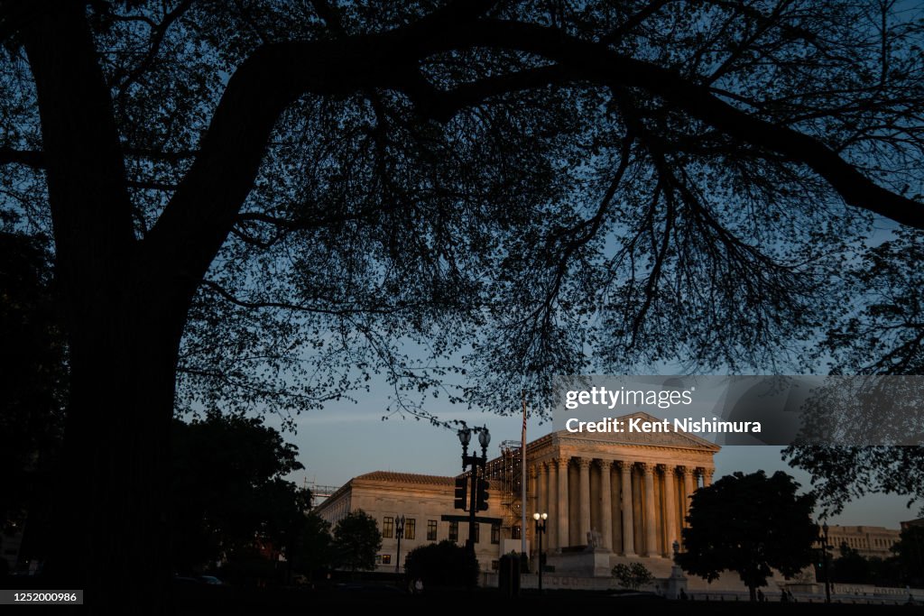 Supreme Court Extends Access to Abortion Pill to Friday