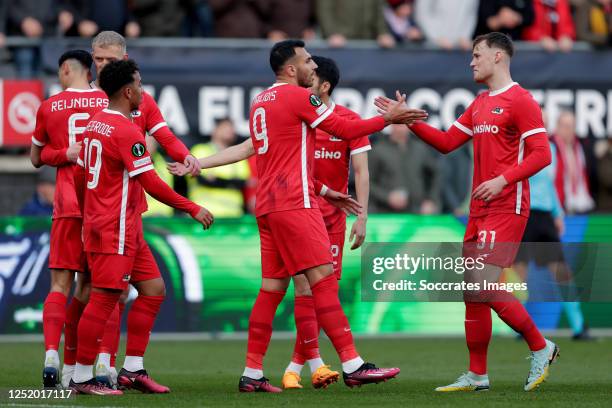 Vangelis Pavlidis of AZ Alkmaar celebrates 2-0 with Sam Beukema of AZ Alkmaar, Yukinari Sugawara of AZ Alkmaar, Myron van Brederode of AZ Alkmaar,...