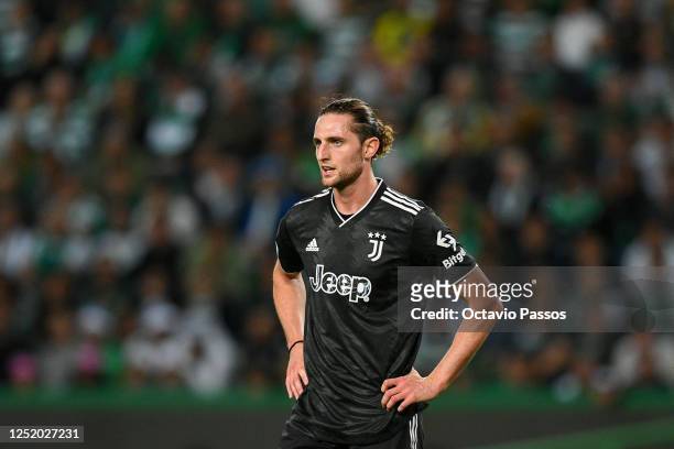 Adrien Rabiot of Juventus in action during the UEFA Europa League quarterfinal second leg match between Sporting CP and Juventus at Estadio Jose...