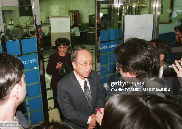 40 Sanyo Securities Stock Photos High Res Pictures And Images Getty 40-sanyo-securities-stock-photos-high-res-pictures-and-images-getty