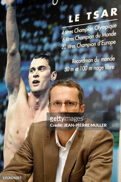 Le directeur général d'Arena TDP Nicolas Préault pose le 20 février 2007 à Libourne, dont la direction de l'usine de maillots de bain Arena a annoncé...