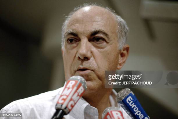 The President of the toy maker Smoby-Majorette company, Alain Rouas answers to the press, 09 October 2007 in Lavans-les-Saint-Claude, French Jura,...