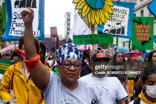 Environmentalism Rally 1,640 The Climate Rally Earth Day Stock Photos, High-Res Pictures, and ...