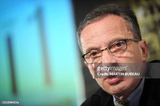 Chairman and Chief Executive Officer of Veolia Environnement, Henri Proglio, gives a press conference, on March 7, 2008 in Paris, announcing the...