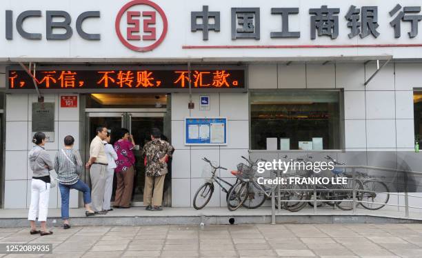 Queue Inchina Chinese Queue Photos and Premium High Res Pictures - Getty Images