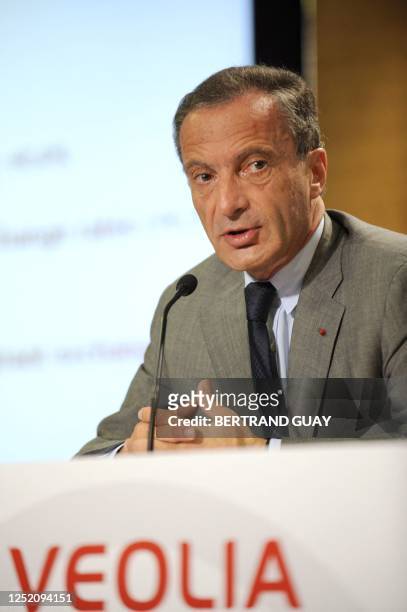 Chairman and Chief Executive Officer of Veolia Environnement, Henri Proglio, talks to the press, on August 7, 2008 in Paris, during the announcement...