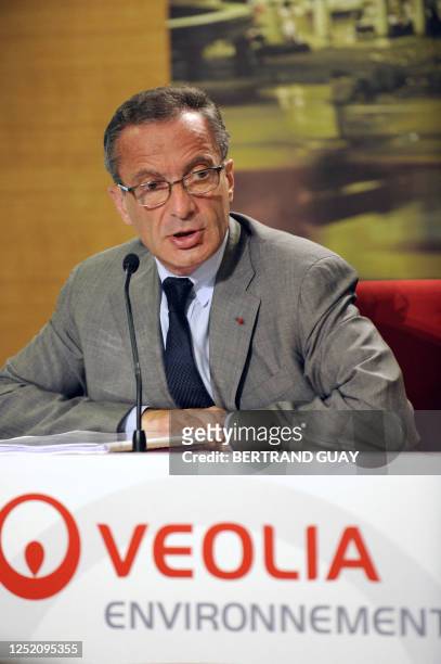 Chairman and Chief Executive Officer of Veolia Environnement, Henri Proglio, talks to the press, on August 7, 2008 in Paris, during the announcement...
