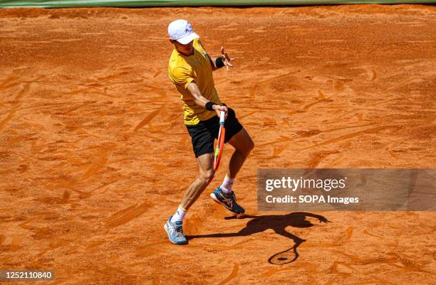 Zsombor Piros of Hungary plays against Juan Manuel Cerundolo of Argentina during the Final of the Oeiras Open tournament at Clube de Ténis do Jamor....