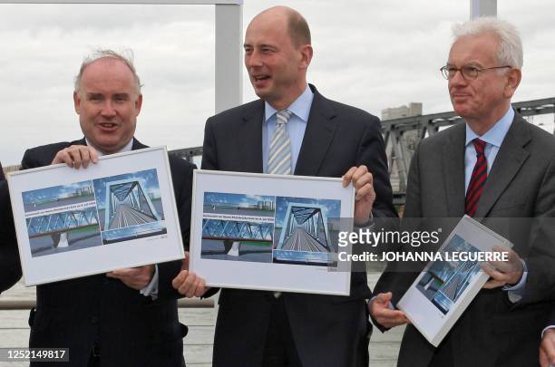 French Secretary of State for Transport Dominique Bussereau, German Minister of Transports Wolfgang Tiefensee and President of the European...