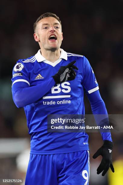 Jamie Vardy of Leicester City celebrates after scoring a goal to make it 1-1 during the Premier League match between Leeds United and Leicester City...