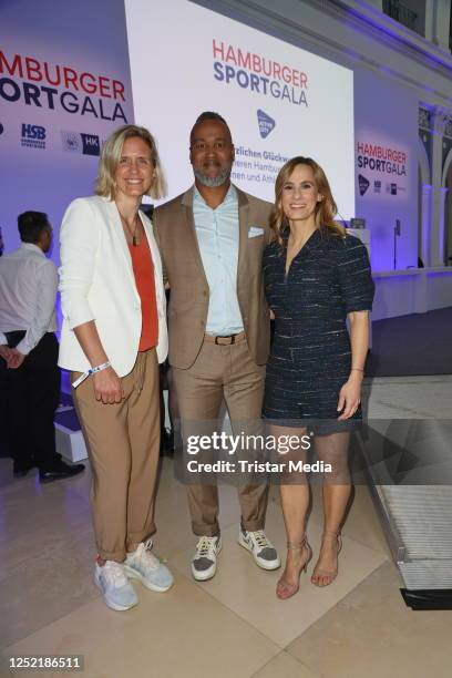 Laura Rann Esume Photos and Premium High Res Pictures - Getty Images