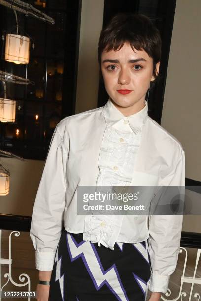 Maisie Williams Photos and Premium High Res Pictures - Getty Images