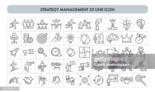 bildbanksillustrationer, clip art samt tecknat material och ikoner med ikon för strategihantering 50-rad - calculating