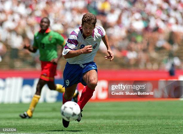 S 6-1 VICTORY OVER CAMEROON IN A 1994 WORLD CUP GAME AT STANFORD STADIUM IN PALO ALTO, CA. Mandatory Credit: Shaun Botterill/ALLSPORT