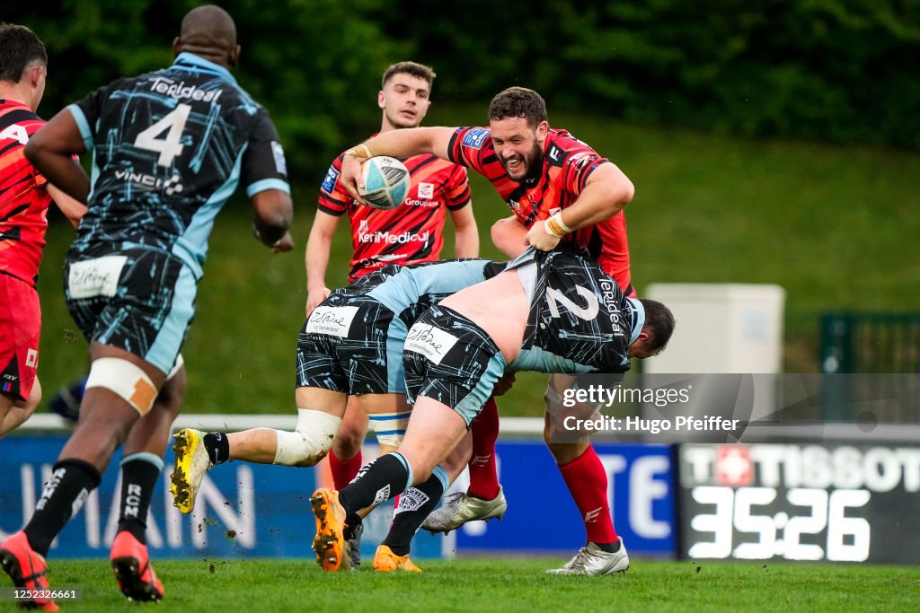 Rangy Rugby Randy GRELLEAUD of Massy and Victor LEBAS of Oyonnax during the Pro ...