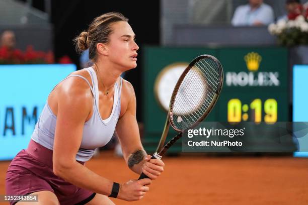 Aryna Sabalenka de Bielorrusia contra Camila Osorio de Columbia durante su partido de individuales del torneo de tenis WTA Tour Madrid Open 2023 en...