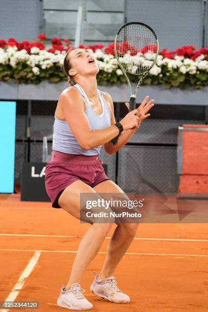 Aryna Sabalenka de Bielorrusia contra Camila Osorio de Columbia durante su partido de individuales del torneo de tenis WTA Tour Madrid Open 2023 en...